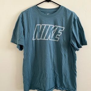 Nike T-shirt